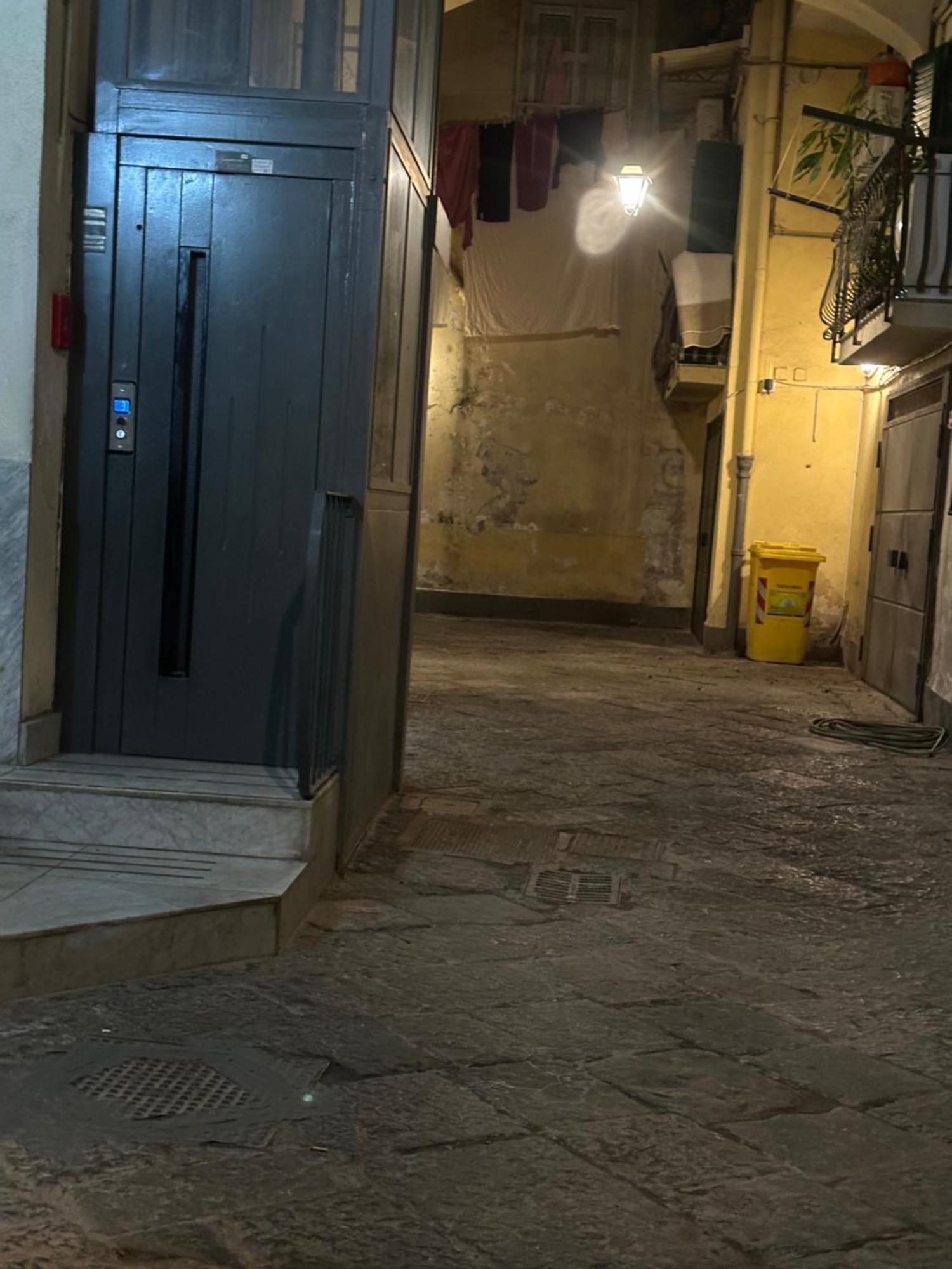 Santa Caterina Apartment Napoli Ngoại thất bức ảnh